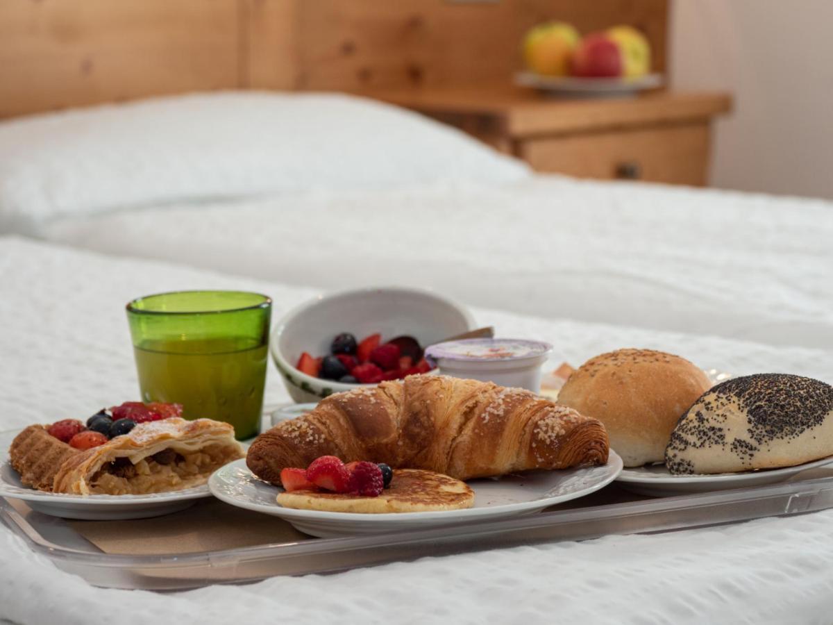 Hotel Garni Sottobosco Dimaro Ngoại thất bức ảnh