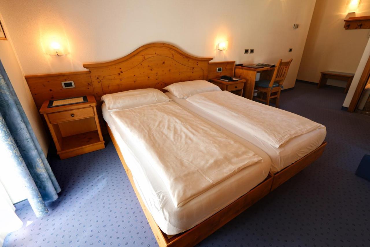 Hotel Garni Sottobosco Dimaro Ngoại thất bức ảnh