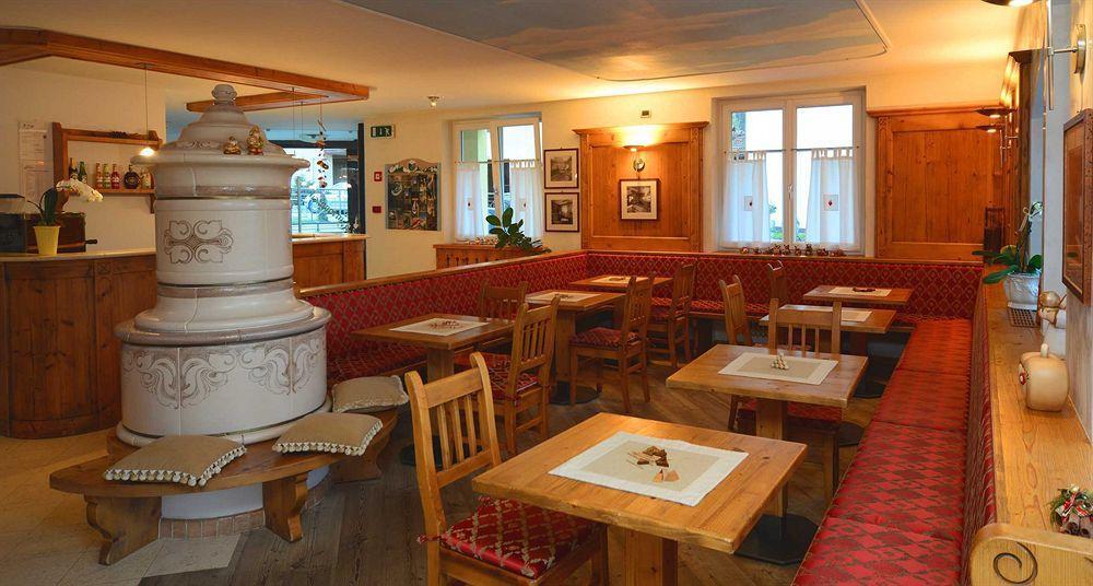 Hotel Garni Sottobosco Dimaro Ngoại thất bức ảnh