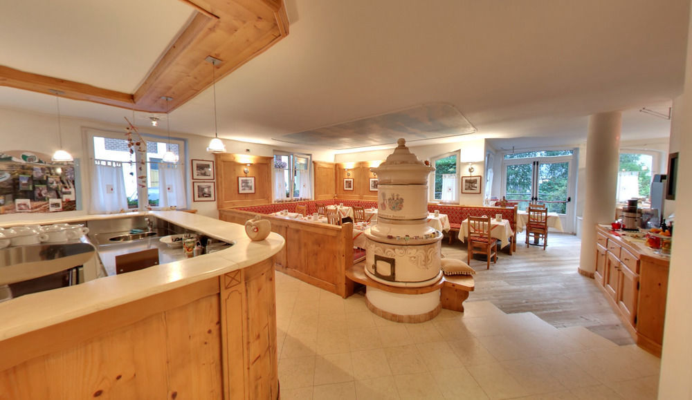 Hotel Garni Sottobosco Dimaro Ngoại thất bức ảnh